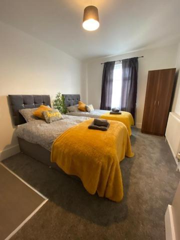 كرو Bentley House With En-Suites المظهر الخارجي الصورة