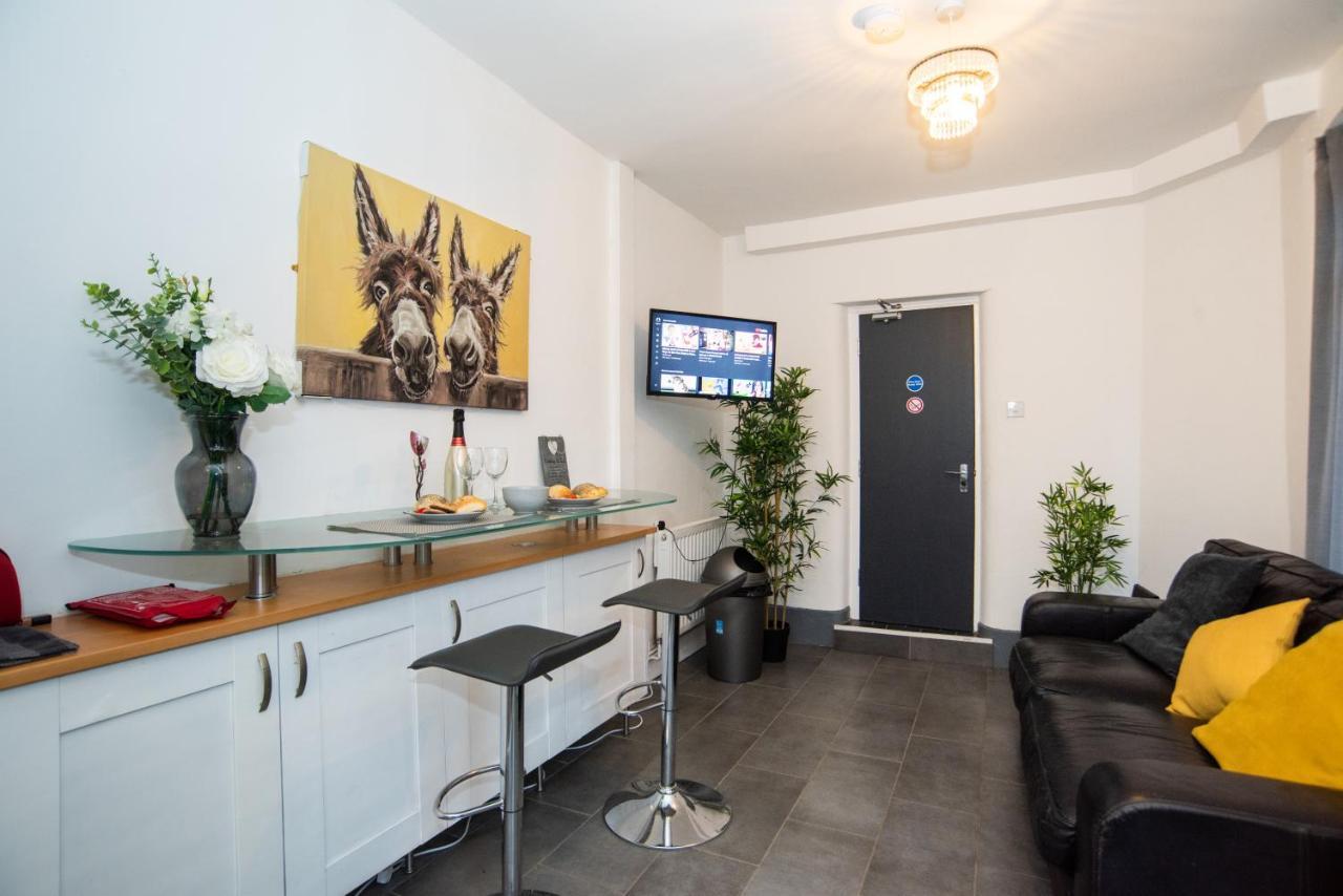 كرو Bentley House With En-Suites المظهر الخارجي الصورة
